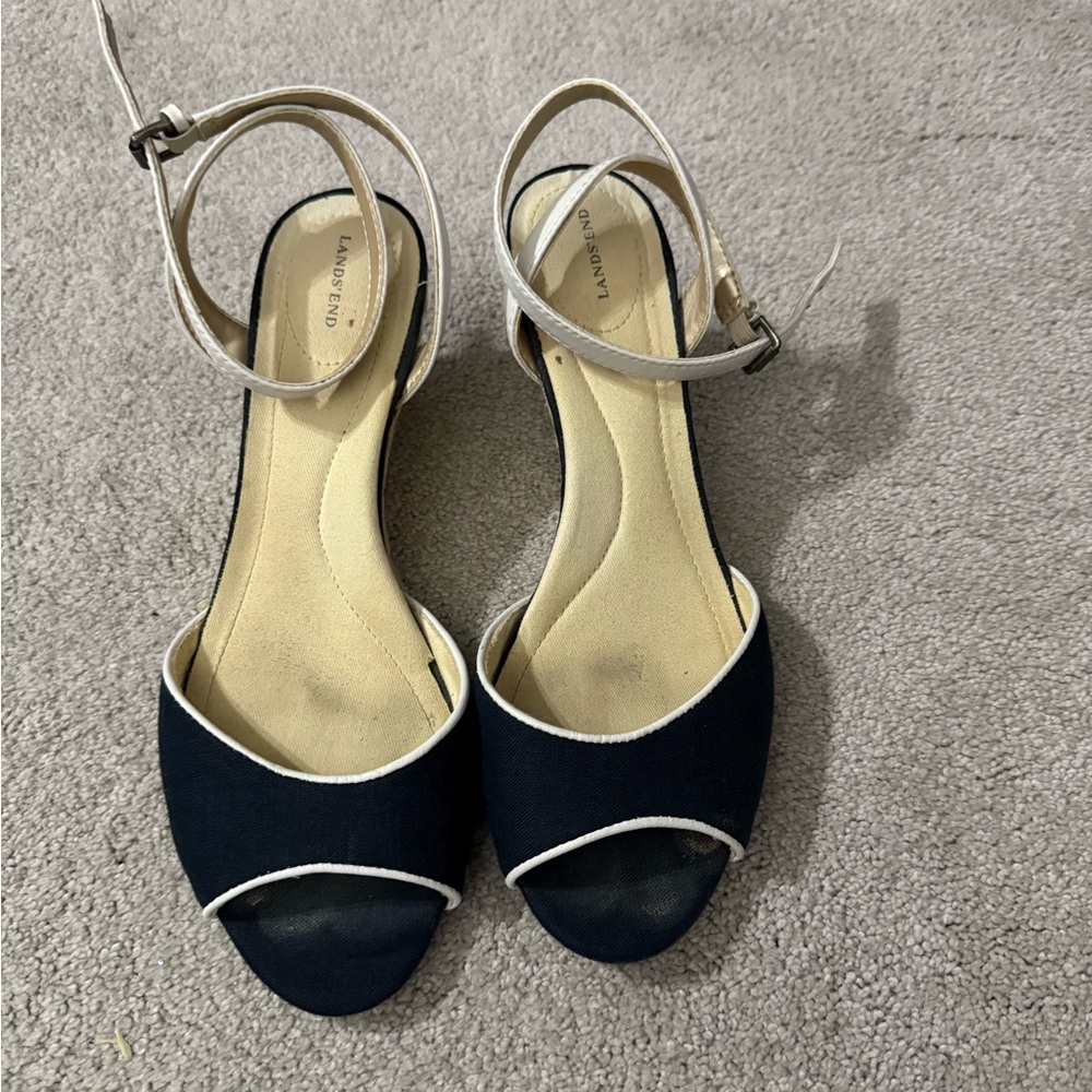Land’s End Navy and white open toe wedge heel Size 8-1/2